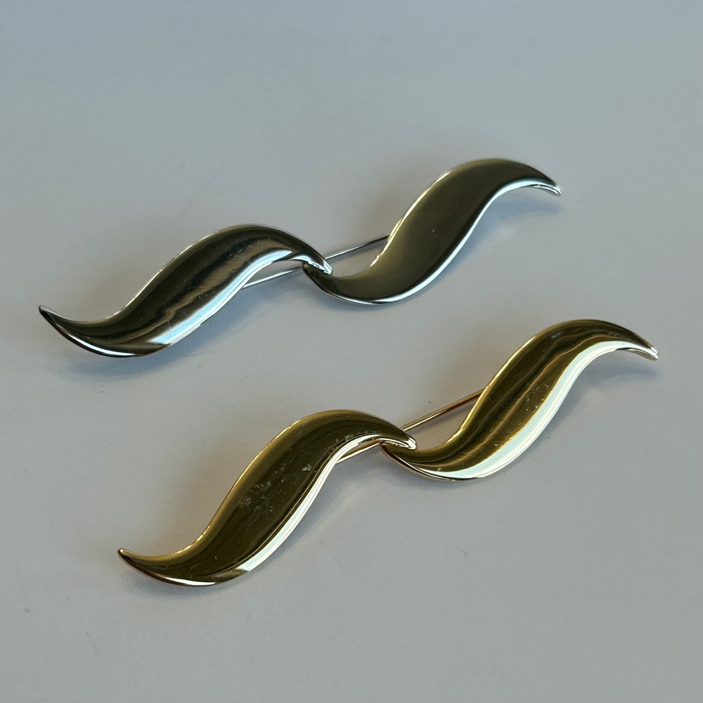 Vintage Wavy Ribbon Brooch Set Gold and Silver Tone Polished Minimalist Pins